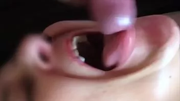 Abspielen Echte Amateur verheiratete alte Oma liebt Gesichtsbehandlungen (cumpilation)