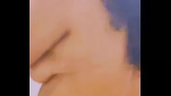 चलाएँ असली गृहिणी स्नान गुप्त रिकॉर्डिंग