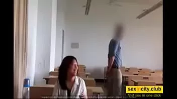 Afspelen Chinese petite met grote witte lul compilatie