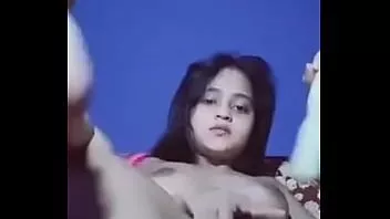 চালান ভারতীয় মুসলিম মেয়ে হস্তমৈথুন করছে এবং আমার সাথে সেক্স করার পরে যোনি বা গুদের গর্তে আঙ্গুল দিচ্ছে, সে আমার চট্টগ্রাম, বাংলাদেশ থেকে আসা স্ত্রী, আমারও 3 জন স্ত্রী আছে, তারা সবাই বেশ্যা ও মুসলি