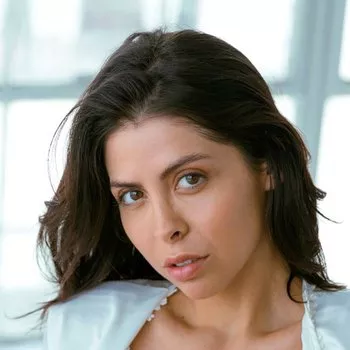 Порнозвезда Divina Almeraz